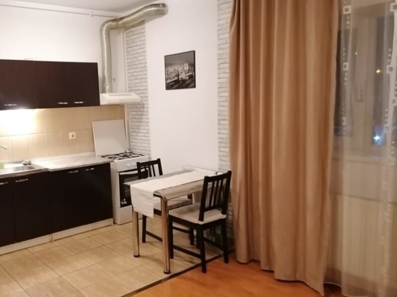 Complex Rasarit de Soare, Titan.